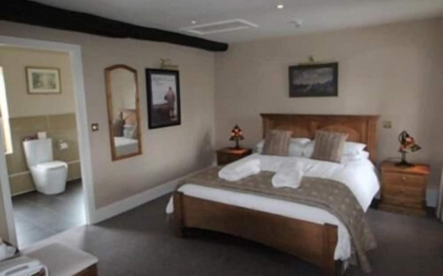 Three Acres Inn & Restaurant
