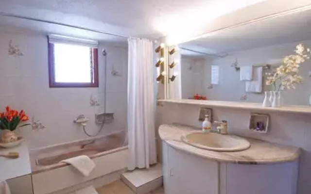 Rouladina Apartments