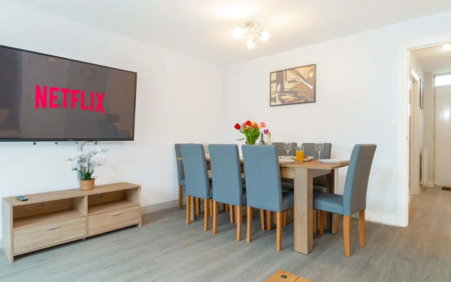 Last Minute Discount 4BR Westlake Accommodation