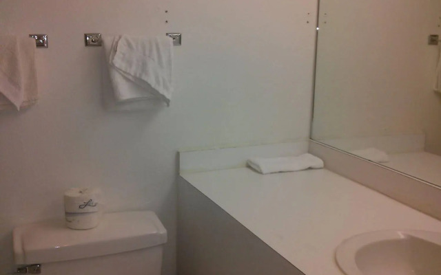 Val U Stay Inn and Suites