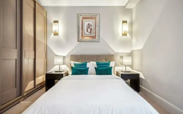 Knightsbridge Flat 3 Bed