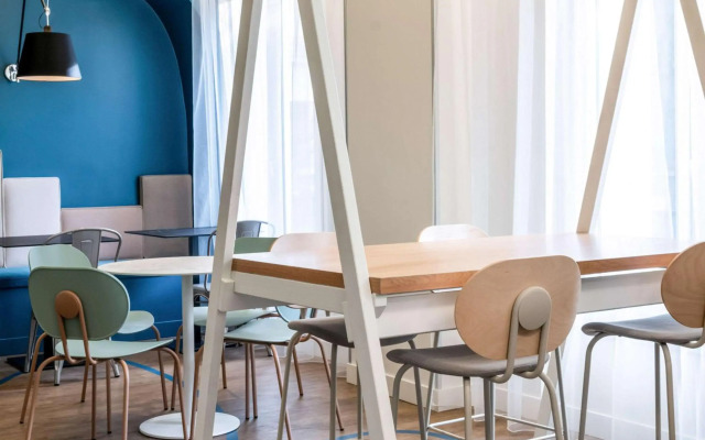 ibis Styles Asnieres Centre Hotel