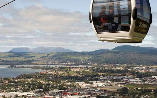 Novotel Rotorua Lakeside