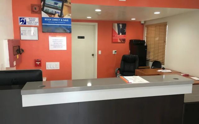 Motel 6 Ventura, CA - Downtown