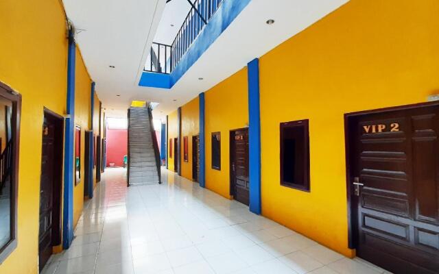 OYO 2229 Bunga Raya Residence