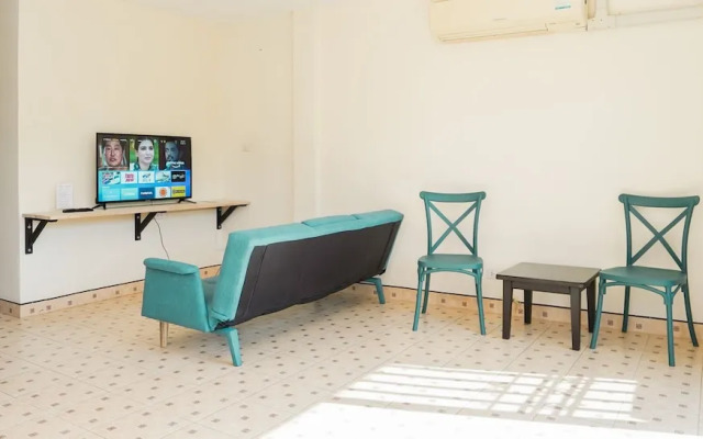 Club 22 Kamala Suites