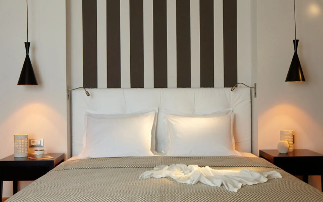 MarBella, Mar-Bella Collection Hotel