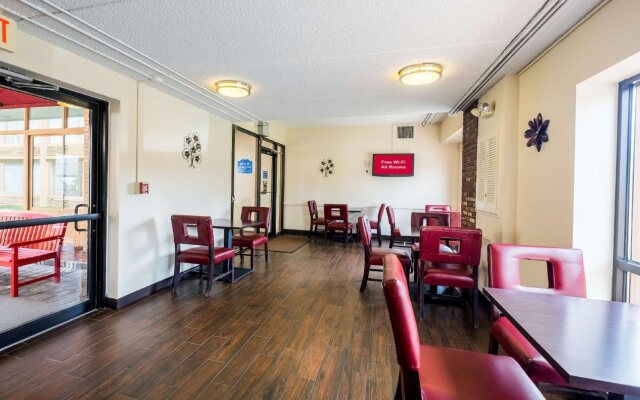 Red Roof Inn PLUS+ Boston - Woburn/ Burlington