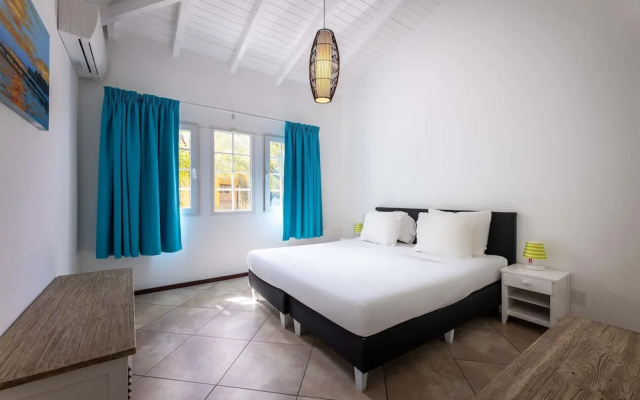 Spanish Water Marina Triple Penthouse