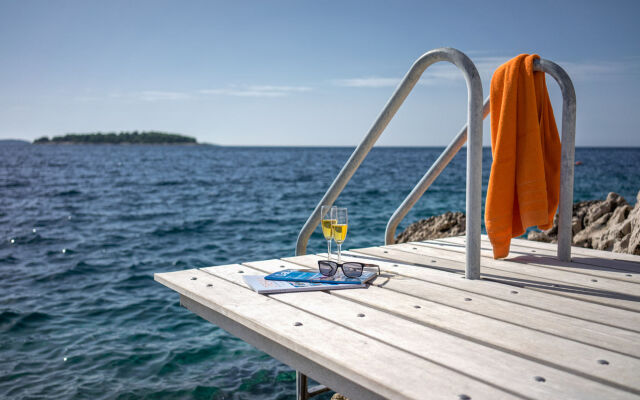 Golden Rays Luxury Apartments