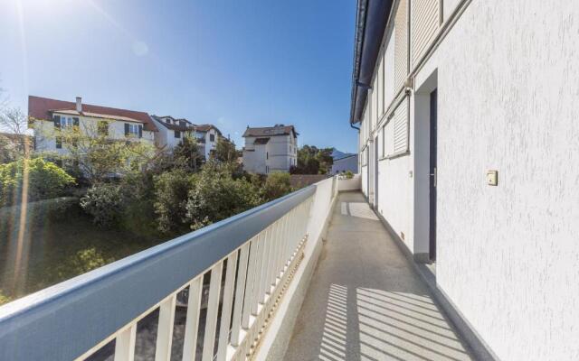 California - Duplex avec balcon à 120m de la plage