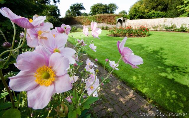 Mount Juliet Estate, Autograph Collection