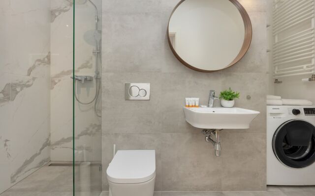 Apartment Siedmiogrodzka Wola by Renters