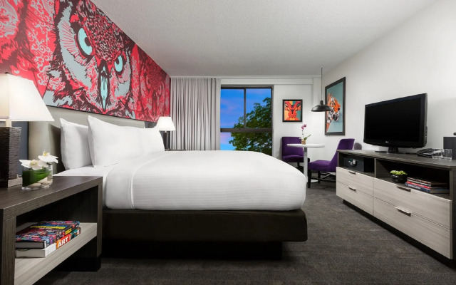 Studio Allston Hotel