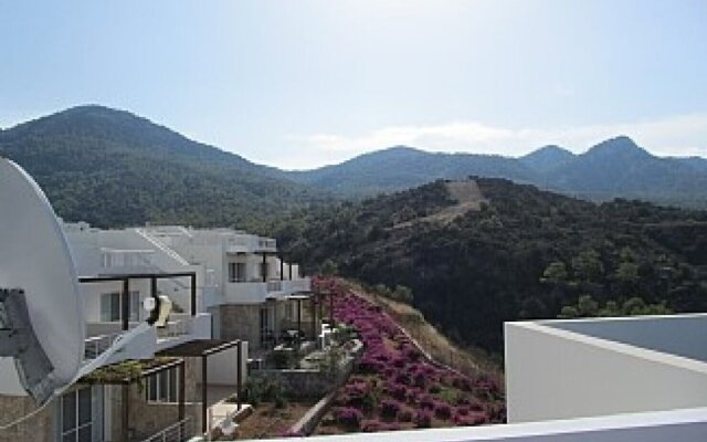 "penthouse With Breathtaking Panoramic Views of Mediterranean sea and Mountain."