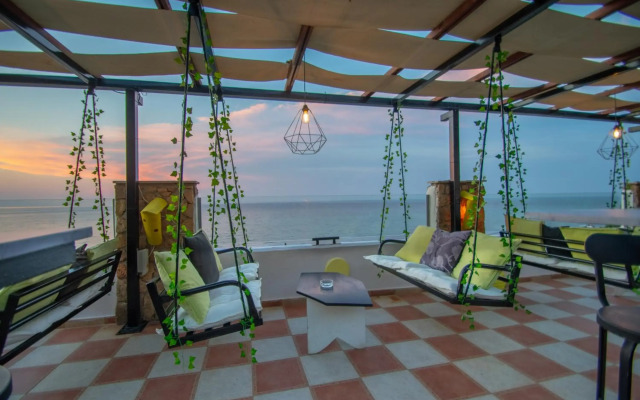 Agoulos Beach Hotel