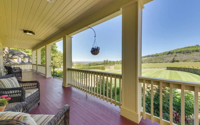 Kelseyville Home w/ Private Pool & Vineyard Views!