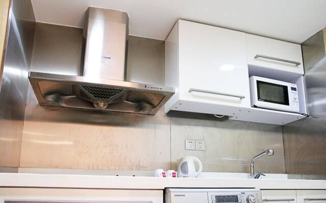 Private-Enjoyed Home Stanley International Apartment