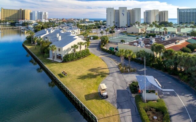 Shoreline Towers 1084 2 Bedroom Condo by RedAwning