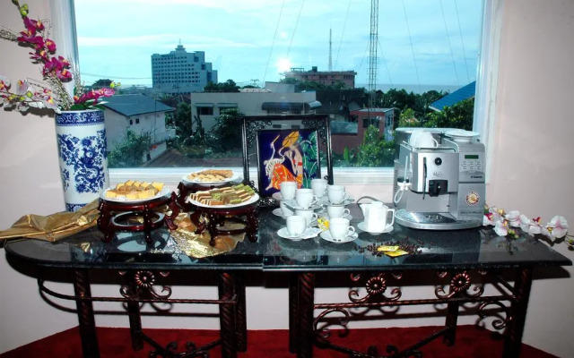 Hotel Grand Tiga Mustika