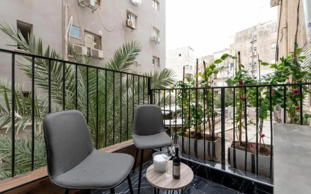 Colors Suites in Netanya
