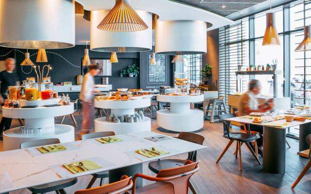 Novotel Paris Coeur d'Orly Airport