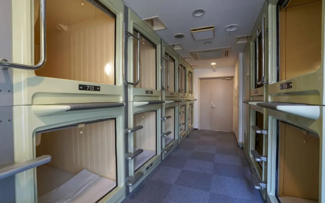Capsule Inn Hamamatsucho