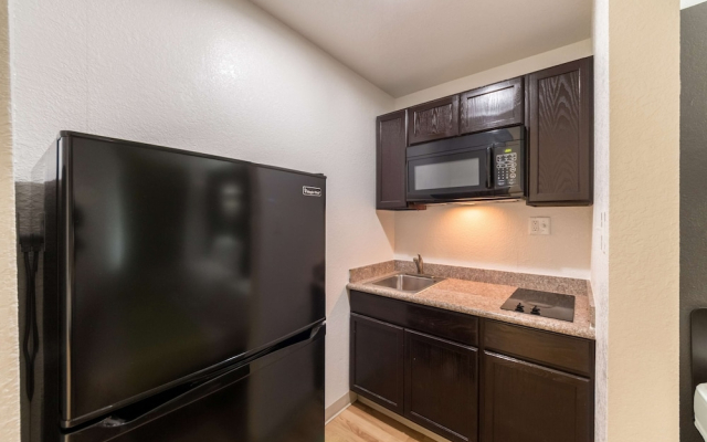 Studio 6 San Antonio, TX - Fort Sam Houston Area