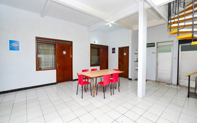 Simpang Tujuh Residence by OYO Rooms