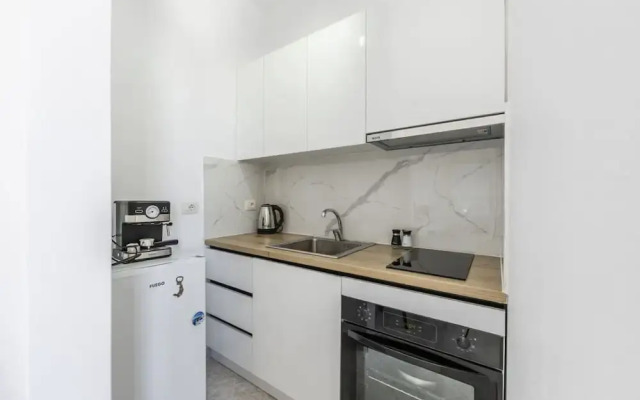 Modern Home With Wifi and Beach Access Golem