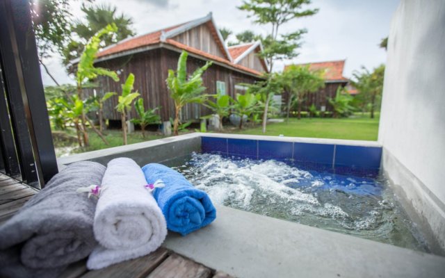 Kampot River Residence