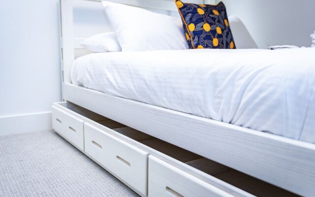 Tumbledown Condo By Revelstoke Vacations