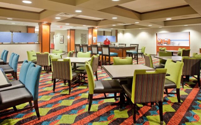 Holiday Inn Express Kearney