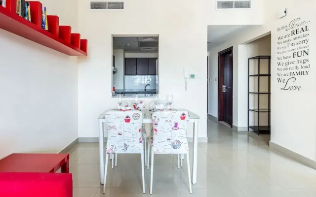 Regal 1BR Apartment With Tranquil Settings in Jvc!