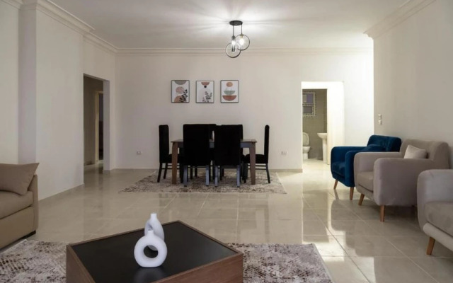 Settle Inn South 90 Apartments