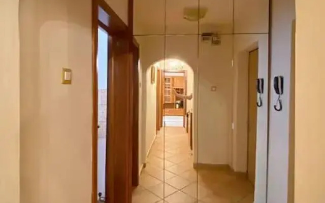 Lovely & quiet 1-bedroom condo with free parking