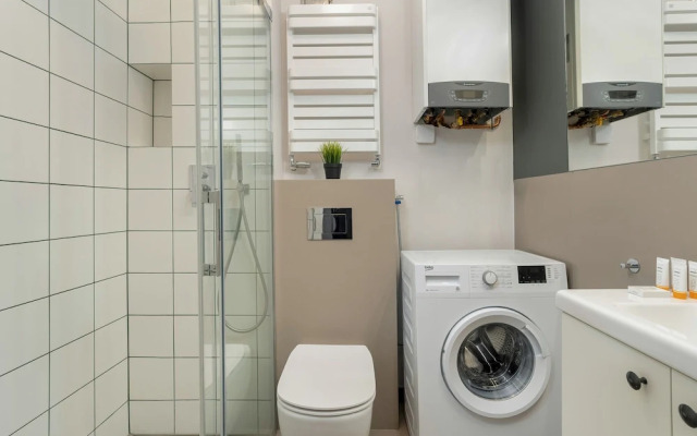 Trendy Apartment Polna by Renters