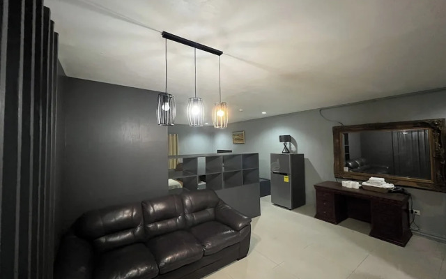 Garden Suite Hotel