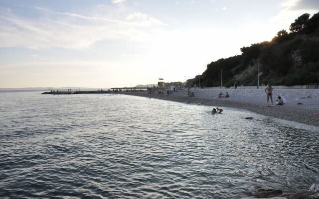 Holiday house Darko - with parking : Split, Riviera Split