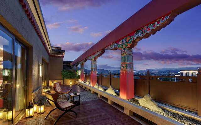 Doubletree By Hilton Shigatse