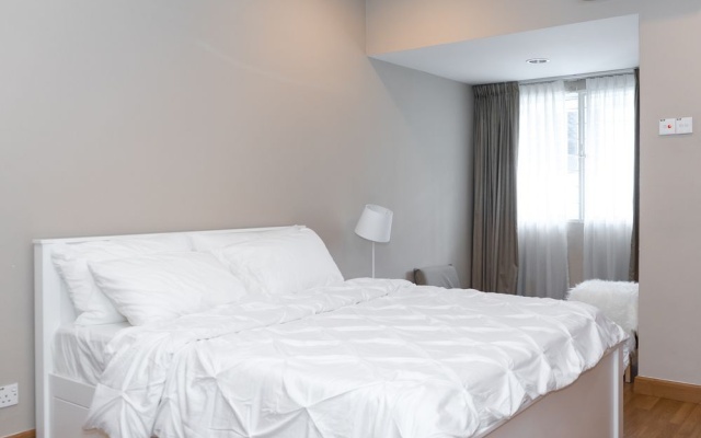 Bangsar Luxury City Home – Guest Rooms – Kuala Lumpur