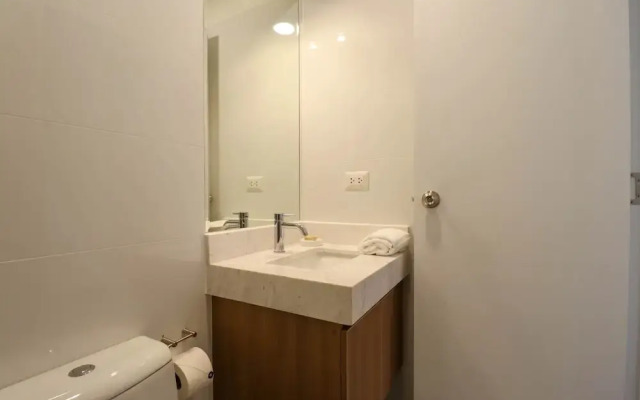 w Amazing 3BR w Balcony in San Isidro
