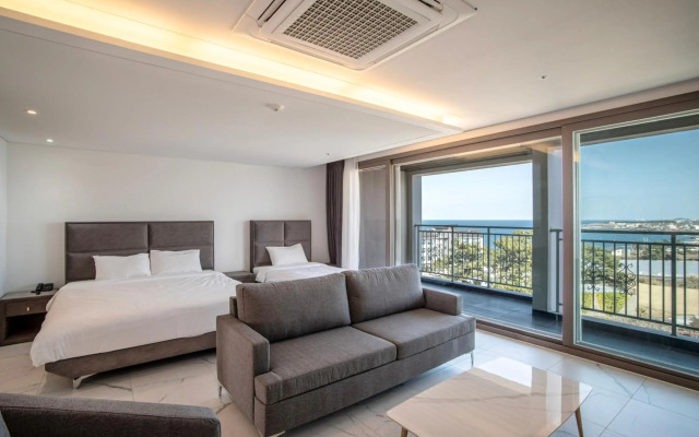 Boutique Villa De Aewol