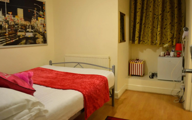 City London Hotel