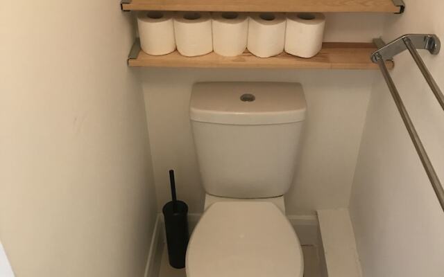 StayIreland Charles Street Apt 3