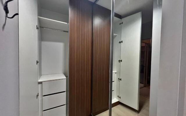 5 Mins Sukhumvit BTS, Fully Equipped Peaceful Escape Pad