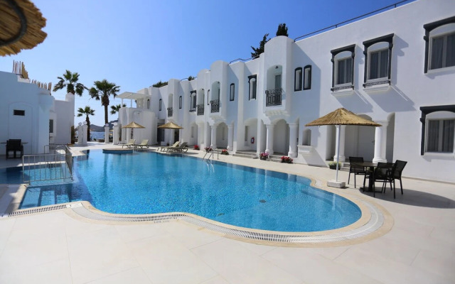 Yalinn Hotel