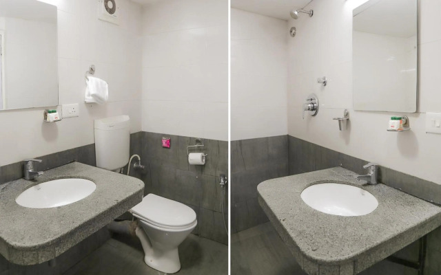 Collection O 80421 Hotel Pearl