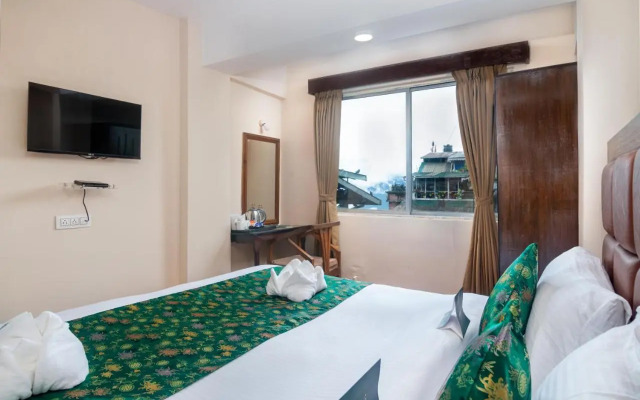 Muscatel Roma - 400 Mts from Mall Road