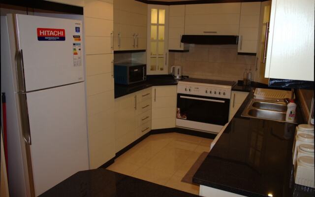 Modern & Hillview Terrace